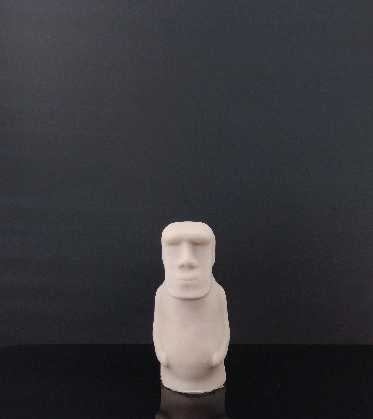 Moai - Mini Grinder - Squishy